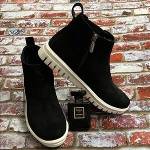 Blondo Black Ankle Boots with White Soles